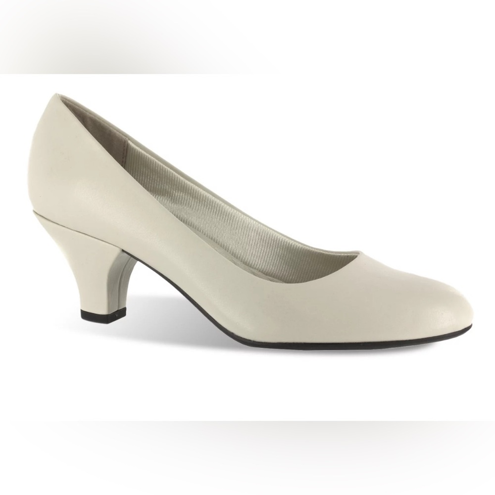 Easy Street Cream Women's Heels